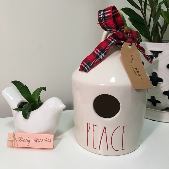 Rae Dunn Round PEACE Birdhouse Holiday 2019. - Picture 1 of 3